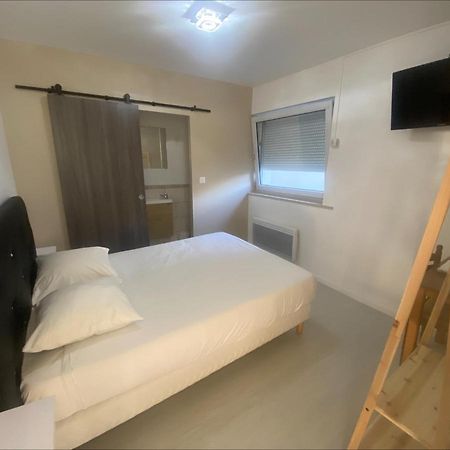 California Hotel Maretz Kültér fotó